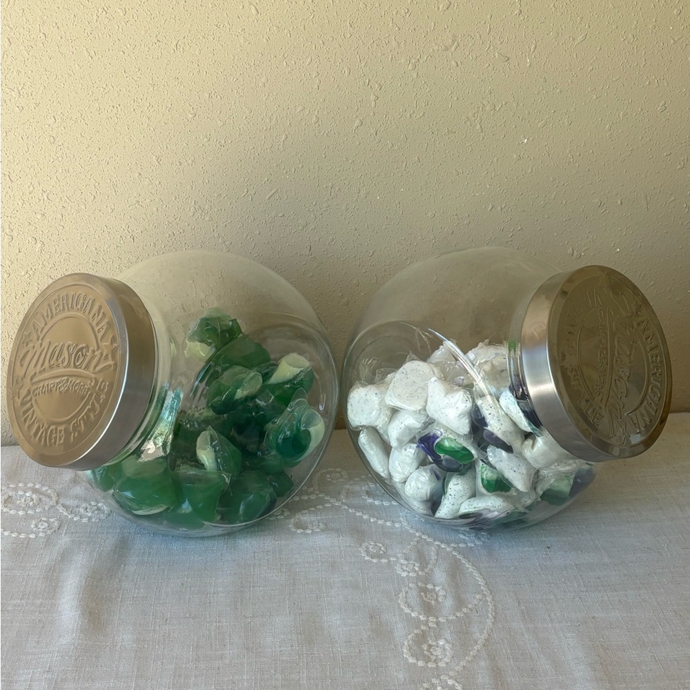 Set of 3 Clear Glass Storage Jars with Silver Metal Lids - Picture 4 of 9